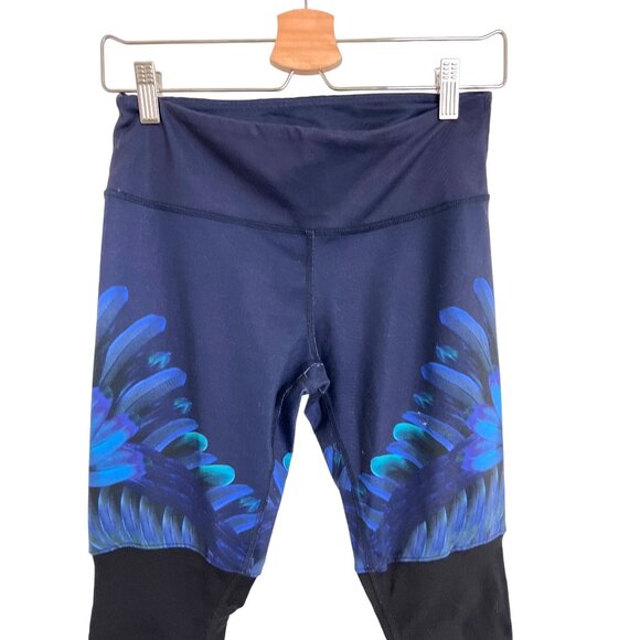 Alo Yoga Gypset Goddess Leggings Rich Navy Feather Print Ribbed Black Detail - Picture 5 of 7